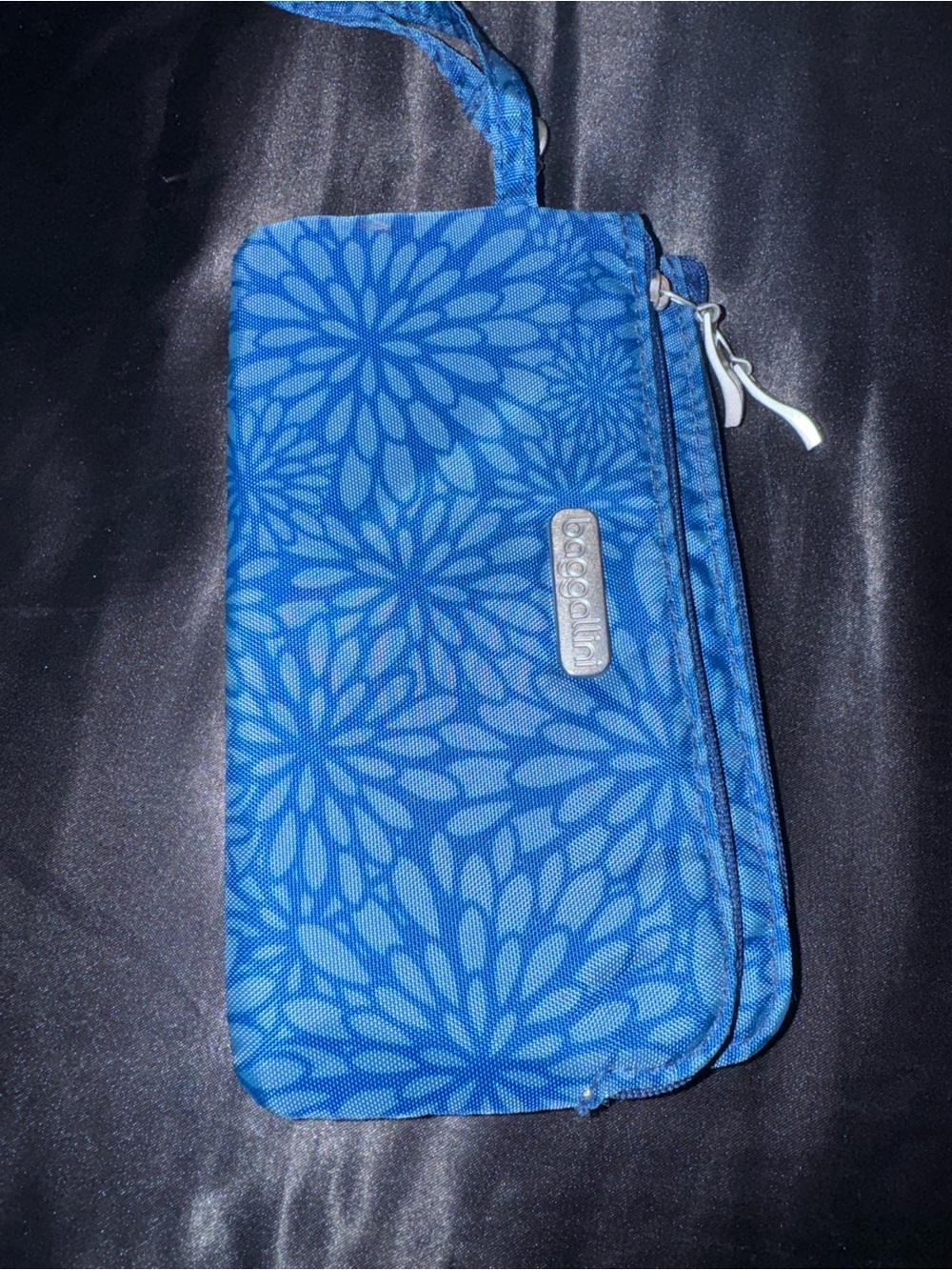 Baggallini Navy Floral-Print Wristlet with Gold Accents